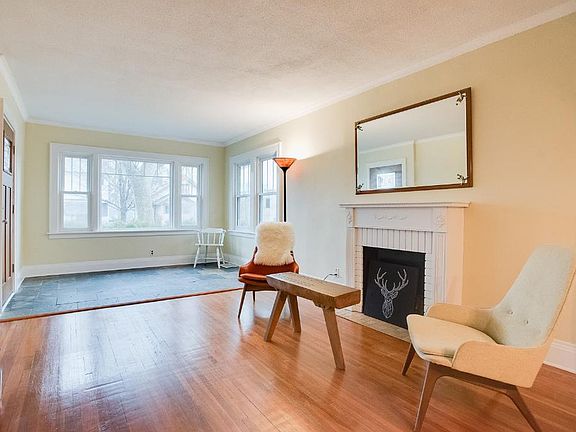 5th image of 1331 Bayard Ave
