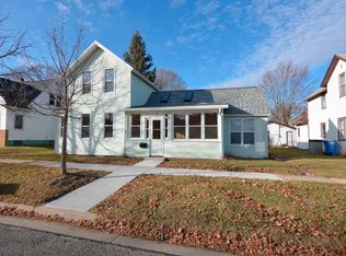 131 E Marion St, Portage, WI 53901