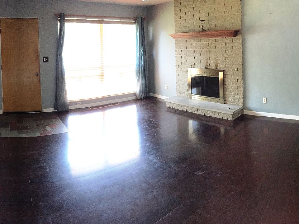 1st image of 9 Mary Rose Ct