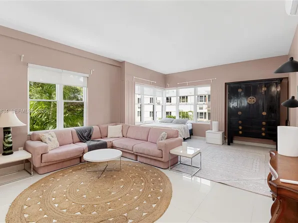 2421 Lake Pancoast Dr APT 3B, Miami Beach, FL 33140