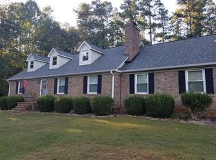 591 Riveroak Rd, Inman, SC 29349