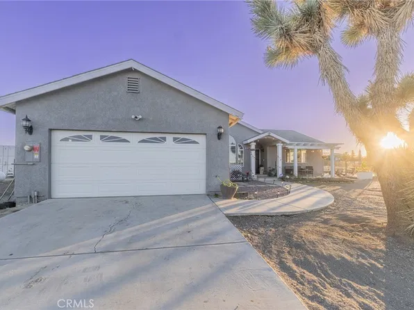 4025 Goss Rd, Phelan, CA 92371