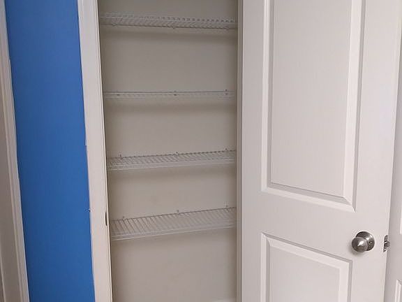 3rd image of 766 Cairn Cir