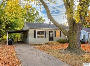 7229 Northridge Dr, Omaha, NE 68112