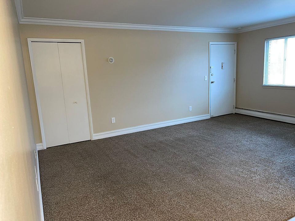 421 Parkdale Ave, Rochester, MI 48307 Zillow