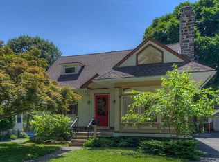 141 S Rolling Rd, Springfield, PA 19064