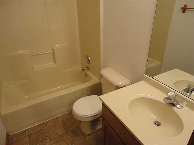 5958 Durrington Dr — Photo 8