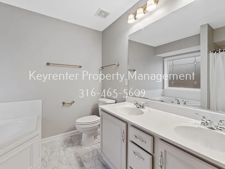517 E Minneha Ave — Photo 20