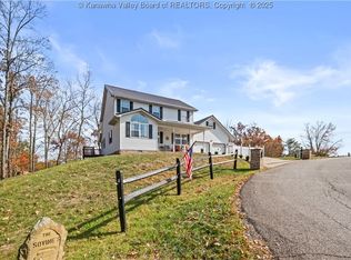 20 Poplar Hls, Hurricane, WV 25526