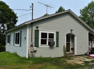 19 Pinkham Street, Lincoln, ME 04457