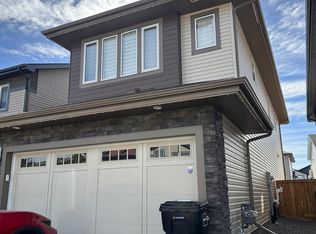 3511 Checknita Point E, Edmonton, AB T6W 4G9