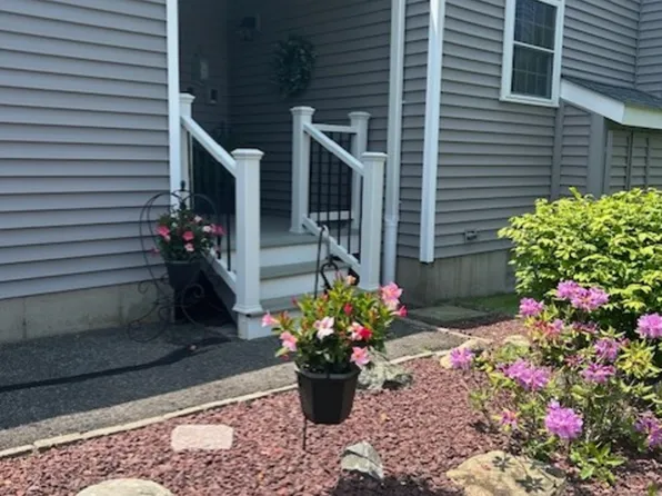 749 Long Hill Road #A, Middletown, CT 06457