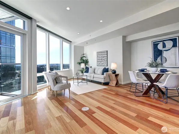 500 106th Avenue NE #3109, Bellevue, WA 98004