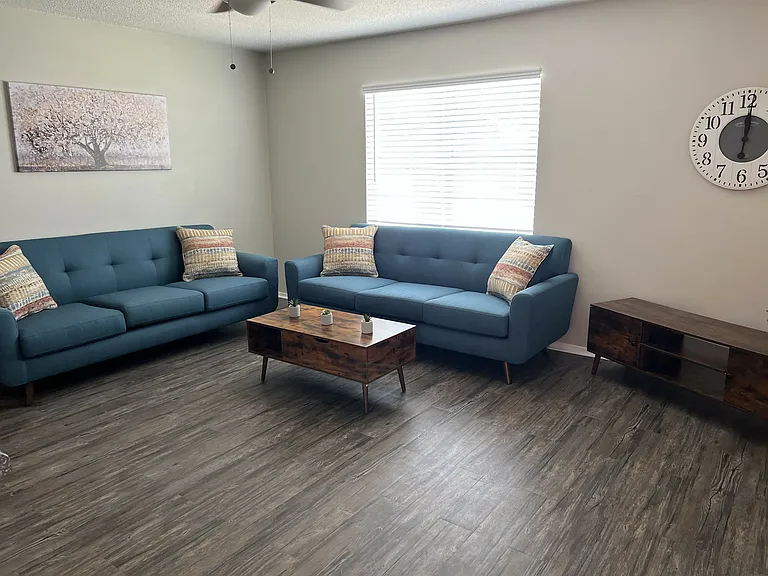 Eagle Rock Apartments — Photo 17