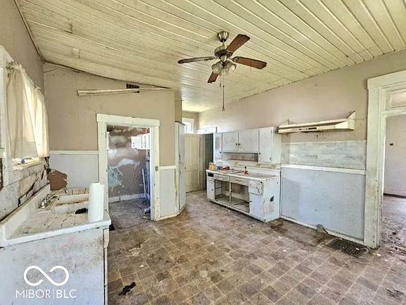 5th image of 1027 S 8th St