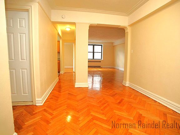4th image of 529 E 235th St APT 2E