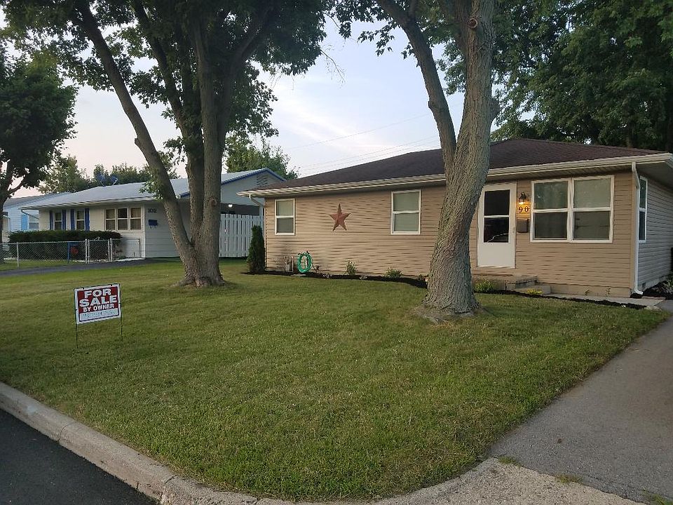 1st image of 90 Sycamore St