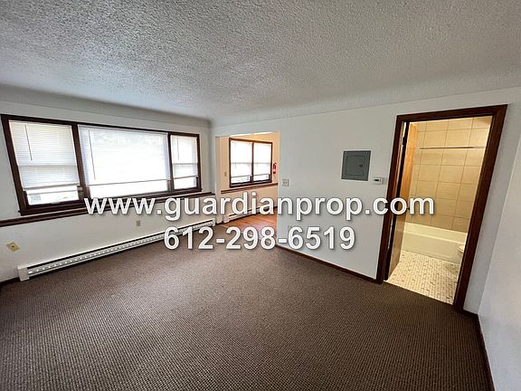 2nd image of 352 21st Ave S APT 1C