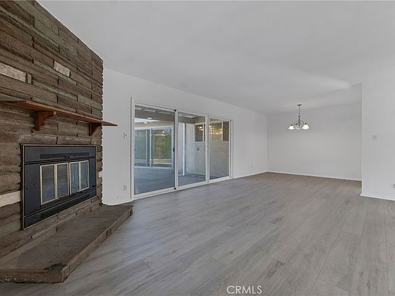 5th image of 20743 Strathern St