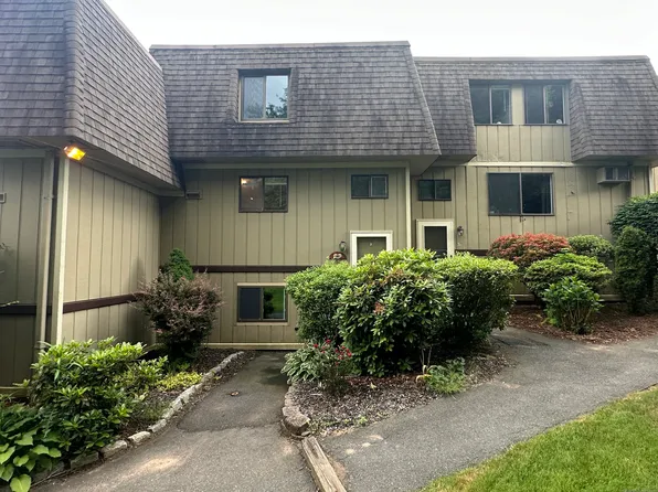 53 Suffield Meadow Drive #53, Suffield, CT 06078