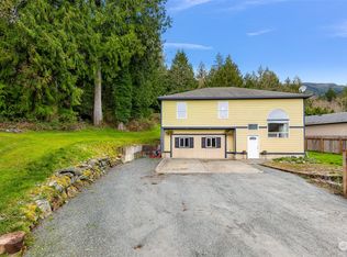 373 Rainbow Dr, Sedro Woolley, WA
