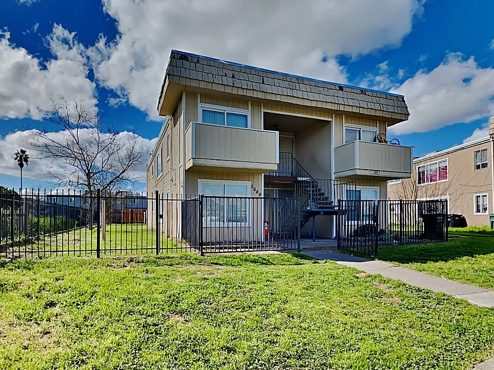 5644 Odea Dr