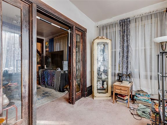 2nd image of 2836 W Liberty Ave