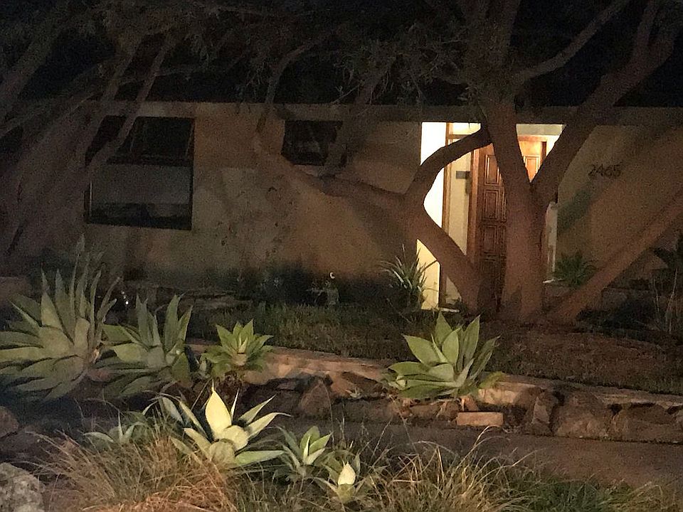 1st image of 2465 Santa Clara St