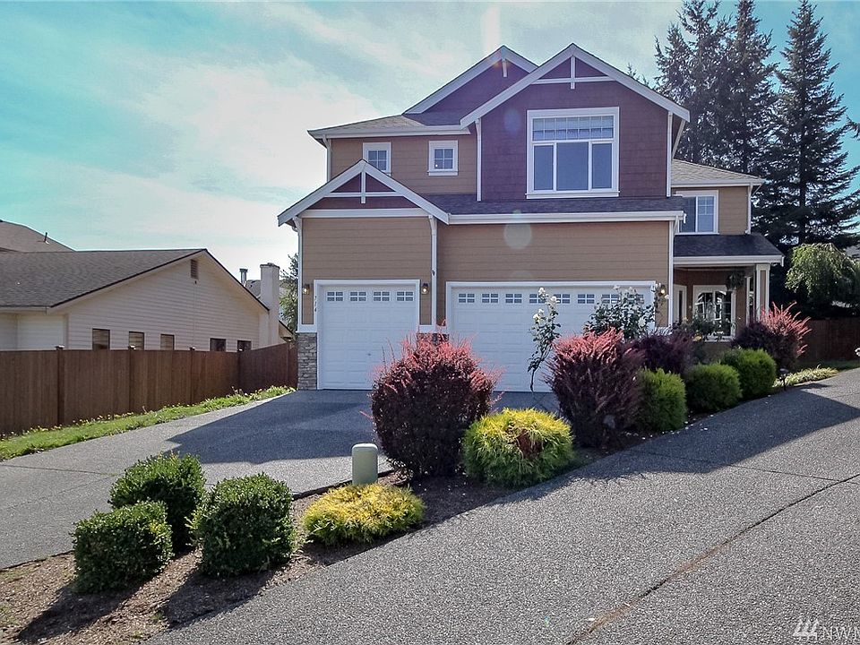1st image of 714 142nd St SW