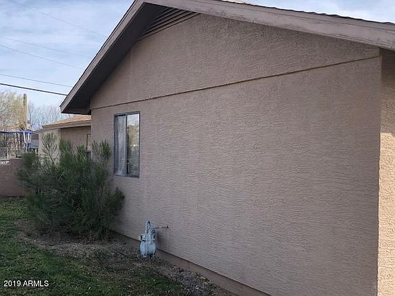 4th image of 690 W La Golondrina Dr