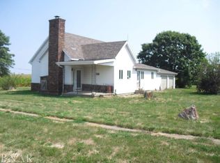 204 Bloomington St, Dewitt, IL 61735