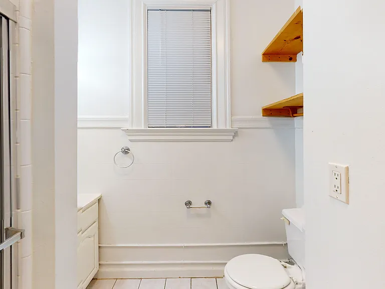 759 6th Ave #3 — Photo 15