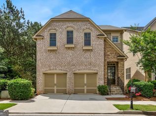 189 Privet Cir, Suwanee, GA 30024