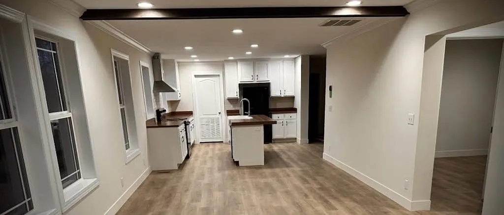 3 bed, 1568 sqft, $2,100 — Photo 3