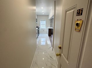 2050 E Saint George Ave #2, Linden, NJ 07036
