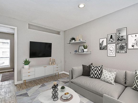 3rd image of 4310 1/2 Avenue B #109