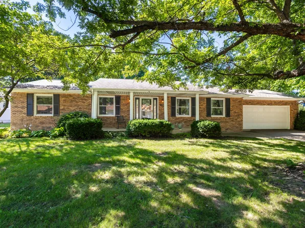 714 Cardinal Ct, Geneseo, IL 61254