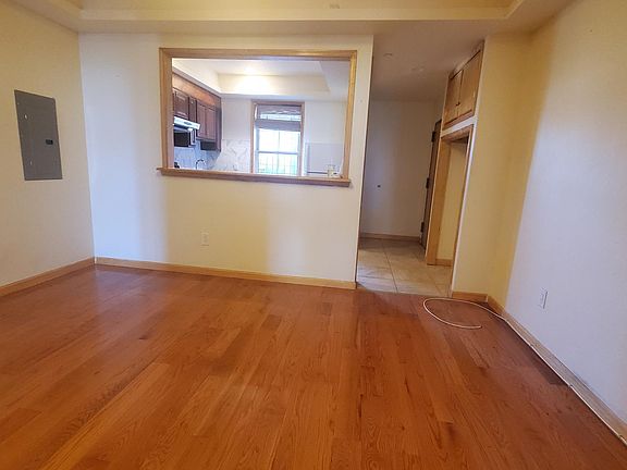 2nd image of 1306 W Girard Ave #B