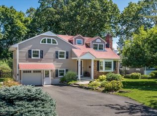 87 Berkeley Pl, Glen Rock, NJ 07452