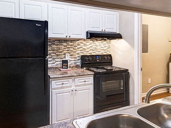 2nd image of 291 Plantation Centre Dr N APT 401