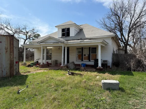 324 Vine St, Baird, TX 79504