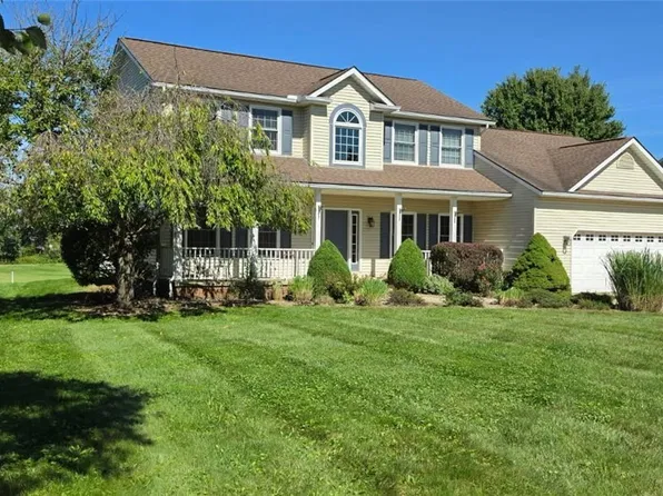 1965 Augusta Dr SE, Massillon, OH 44646