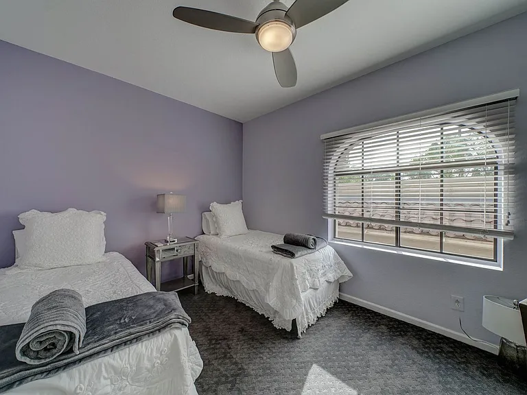 6141 N 28th Pl — Photo 17