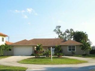 280 N Country Club Blvd, Boca Raton, FL 33487