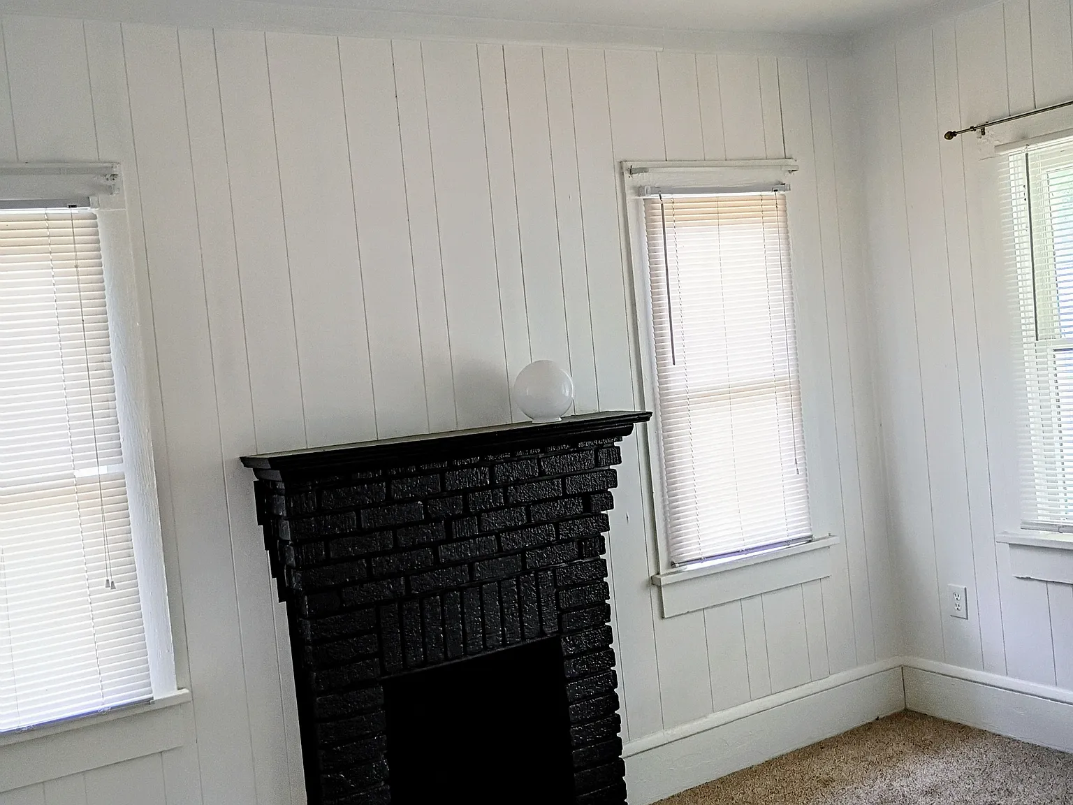 2 bed, 908 sqft, $1,240 — Photo 3