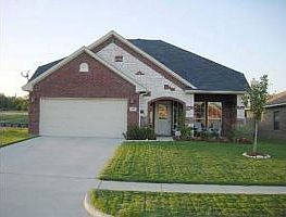 1st image of 807 Dakota Ln