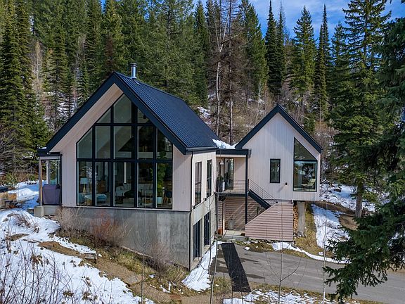 5th image of 15 Glades Cres
