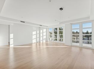 6168 East Blvd #402, Vancouver, BC V6M 3V6
