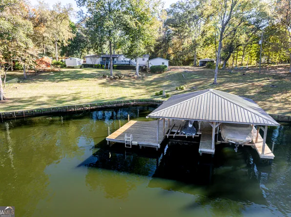 162 Bentley Dr NW, Milledgeville, GA 31061