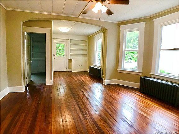 3rd image of 334 Brightwood Ave #2